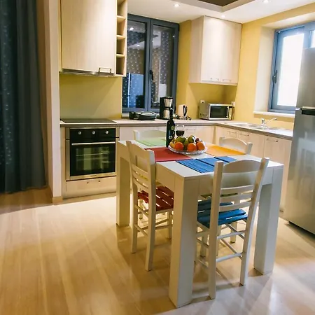 Apartment Maistros *